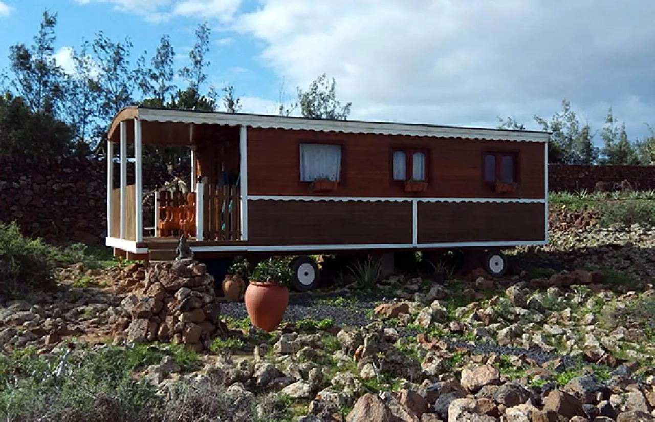 Gypsy Trailer Hotel Lajares