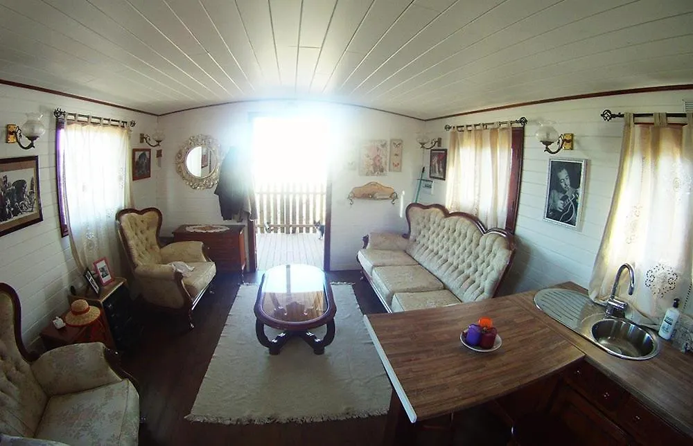 Gypsy Trailer Hotel Lajares